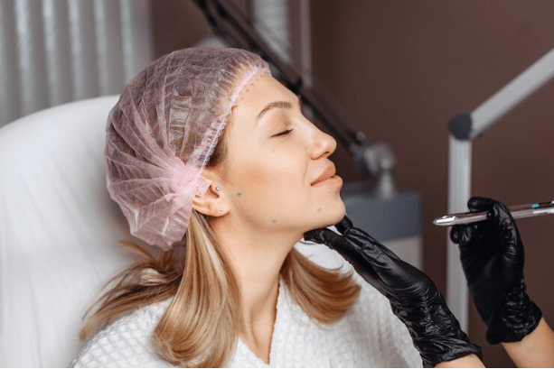 Utilizing advanced imaging techniques, researchers quantified the improvements in neck appearance following a successful neck lift surgery, highlighting the rejuvenating effects.