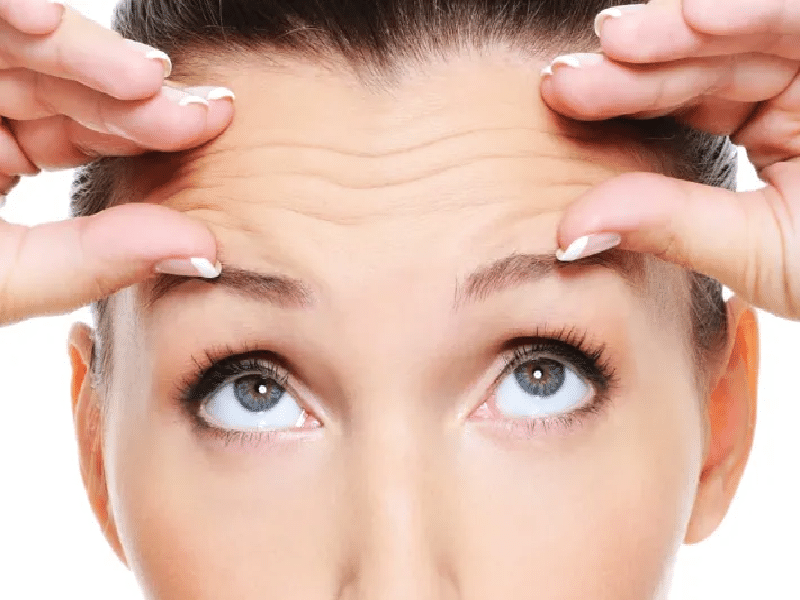 When distinguishing between a brow lift or eyelid surgery, it's the benefits of each that often help make the decision clearer.