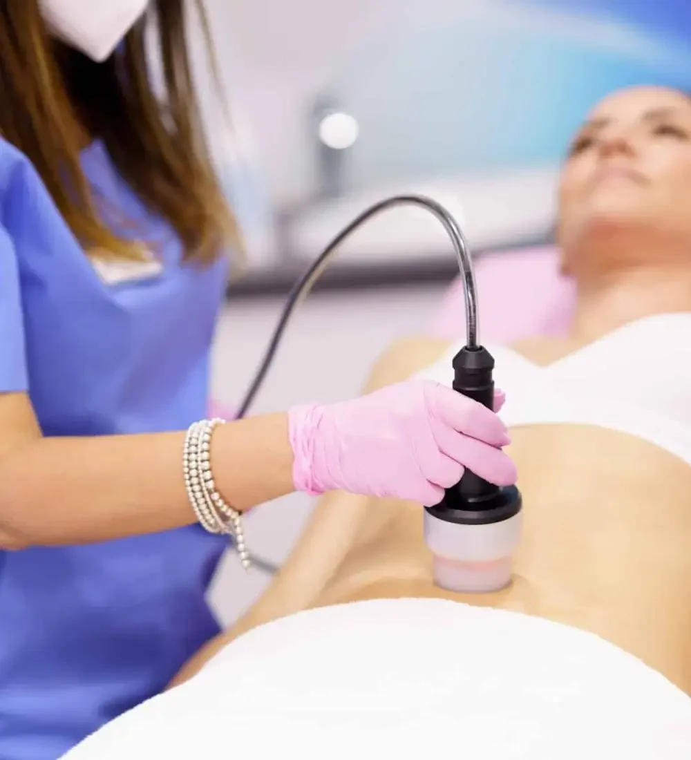 woman-receiving-anti-cellulite-treatment-with-radiofrequency-machine-in-a-beauty-center